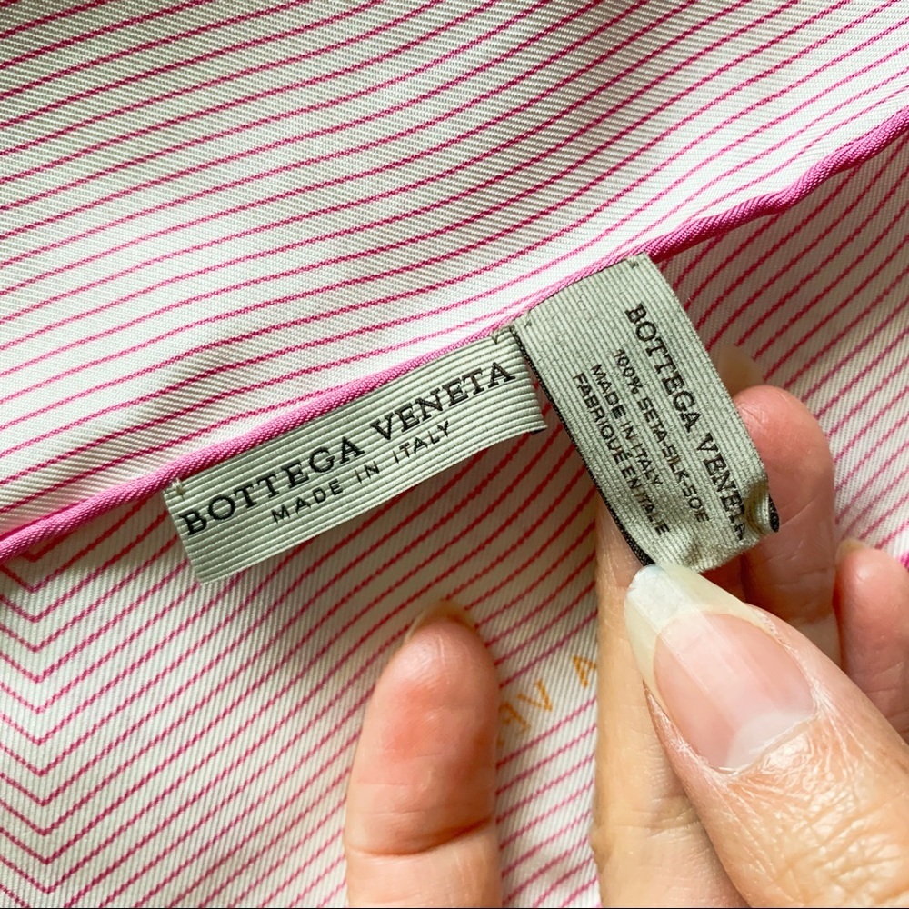 NWT Authentic Bottega Veneta Silk Butterfly Scarf - Picture 3 of 8